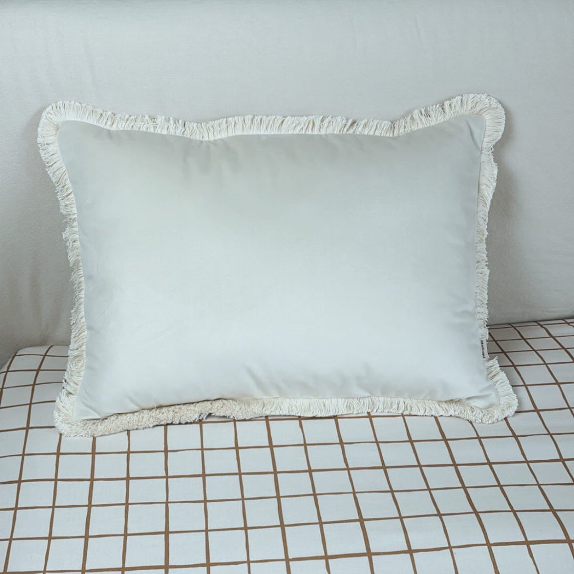 Pillow Delux Woodland Vanilla Cream